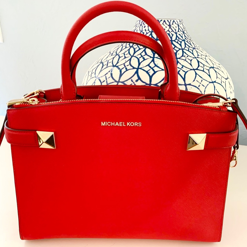 👠 REDUCED NWOT Michael Kors Karla Med leather Satchel